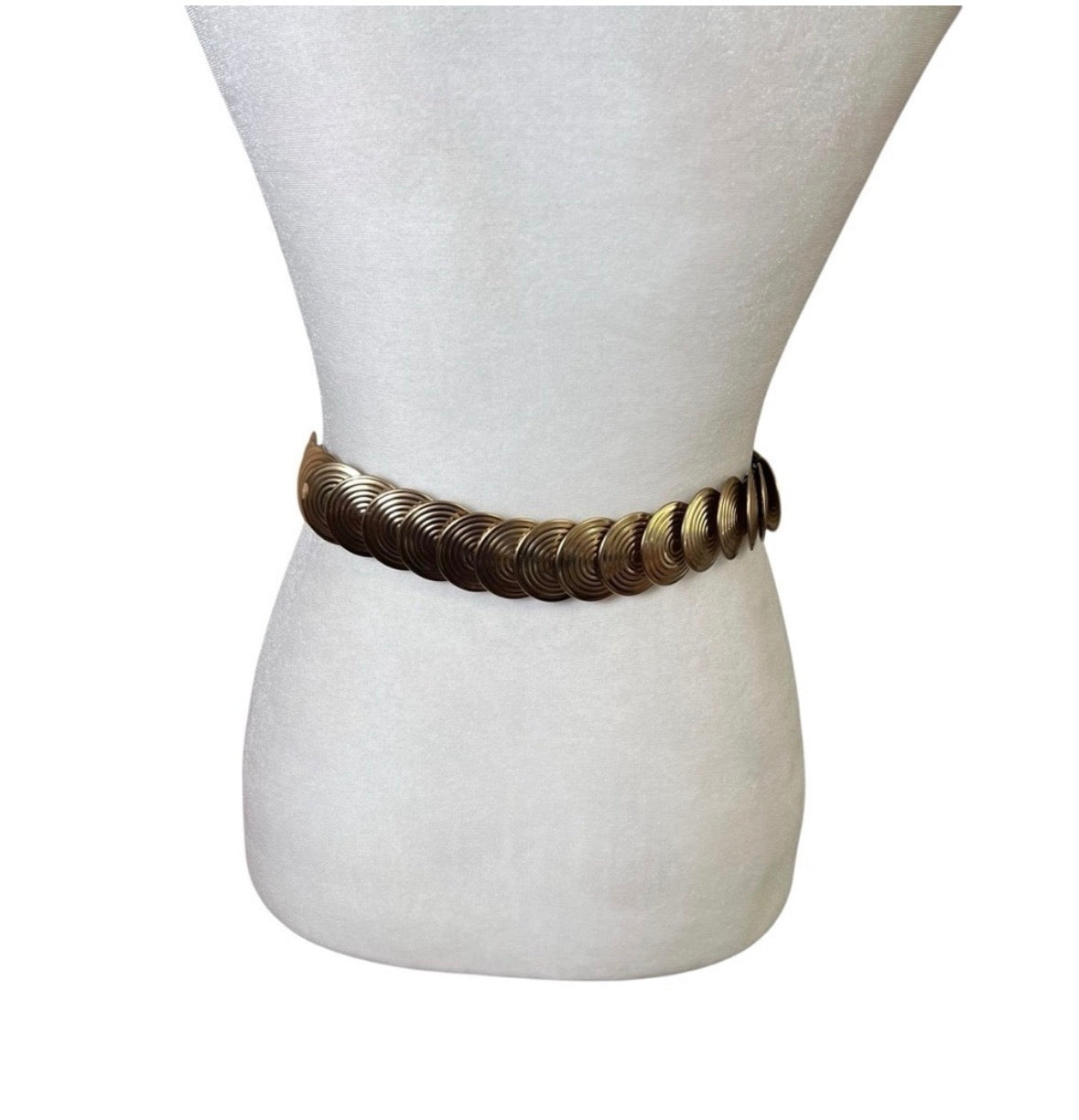 Vintage 90s Gold-Tone Statement Belt