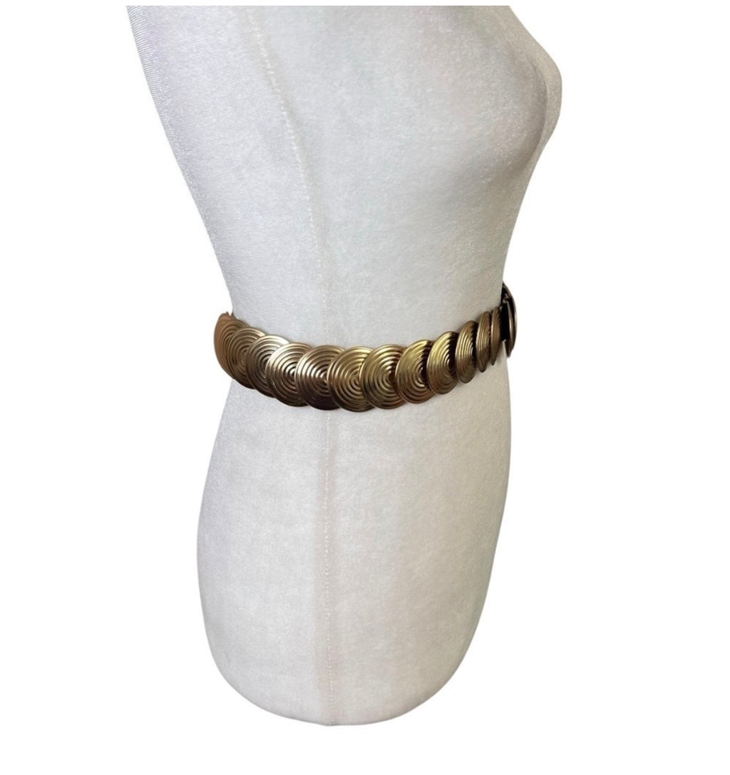 Vintage 90s Gold-Tone Statement Belt